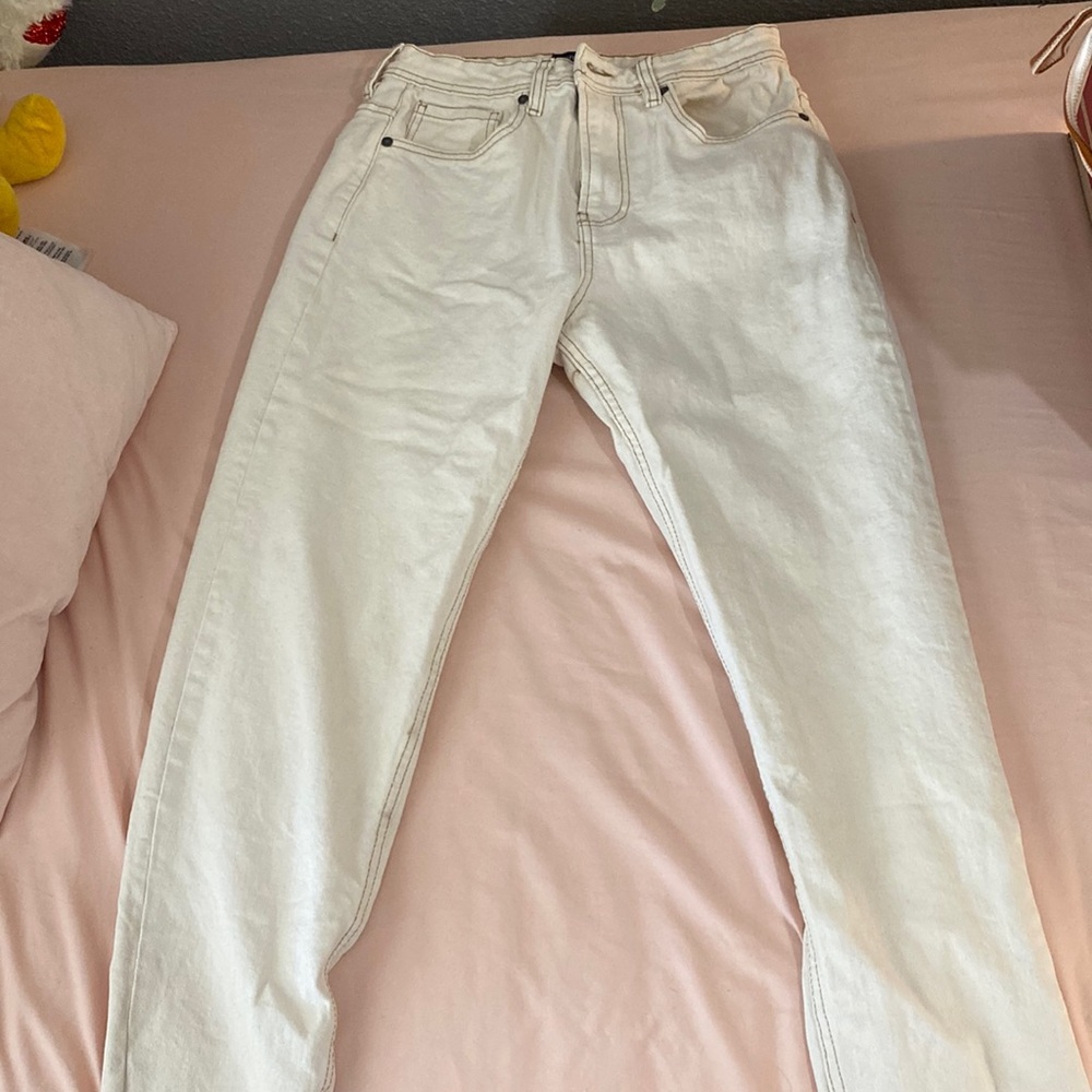 super cute and comfy off white and brown jeans!